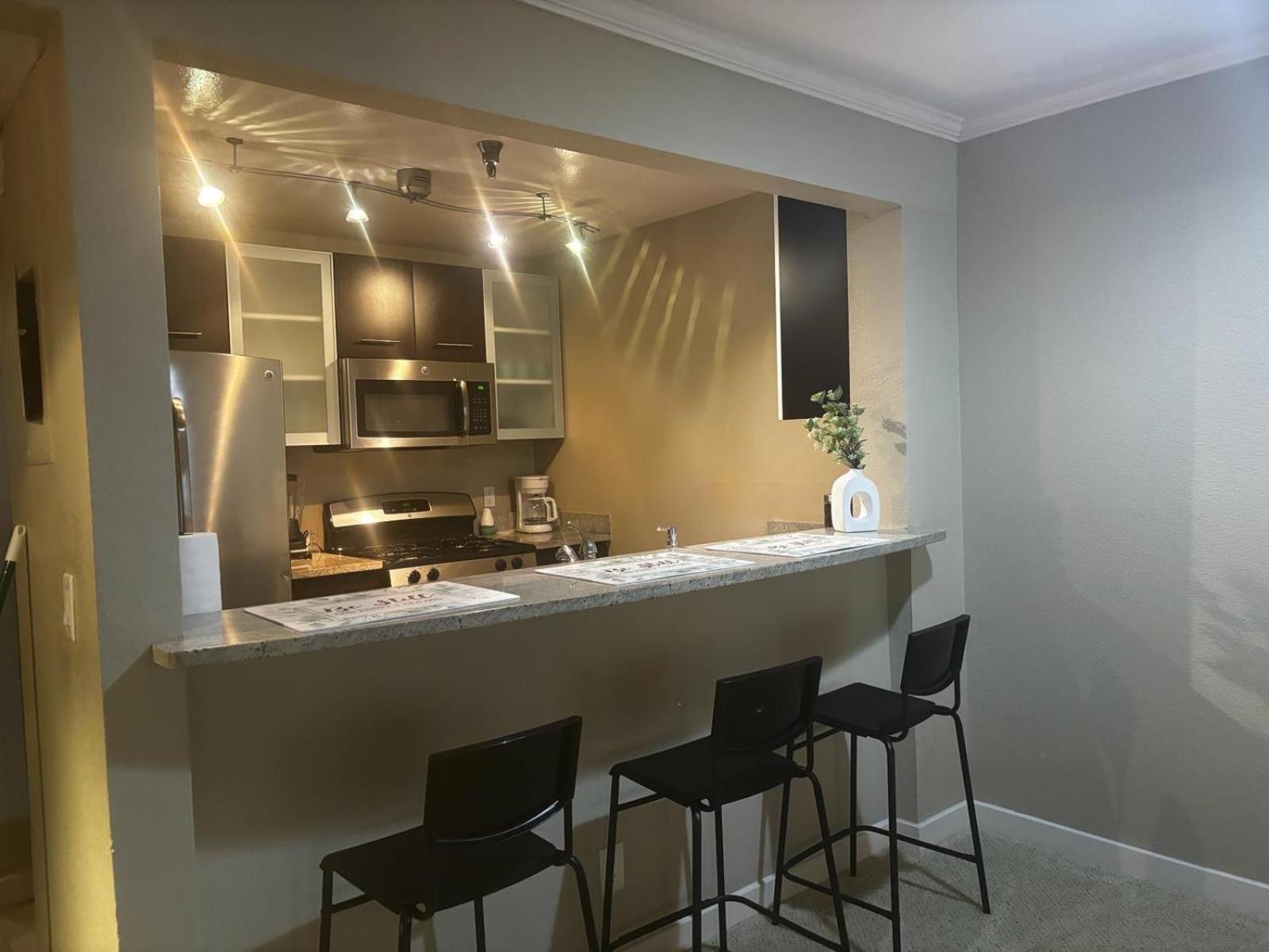 Sweet Universal Loft Free Parking And Wifi Apartment